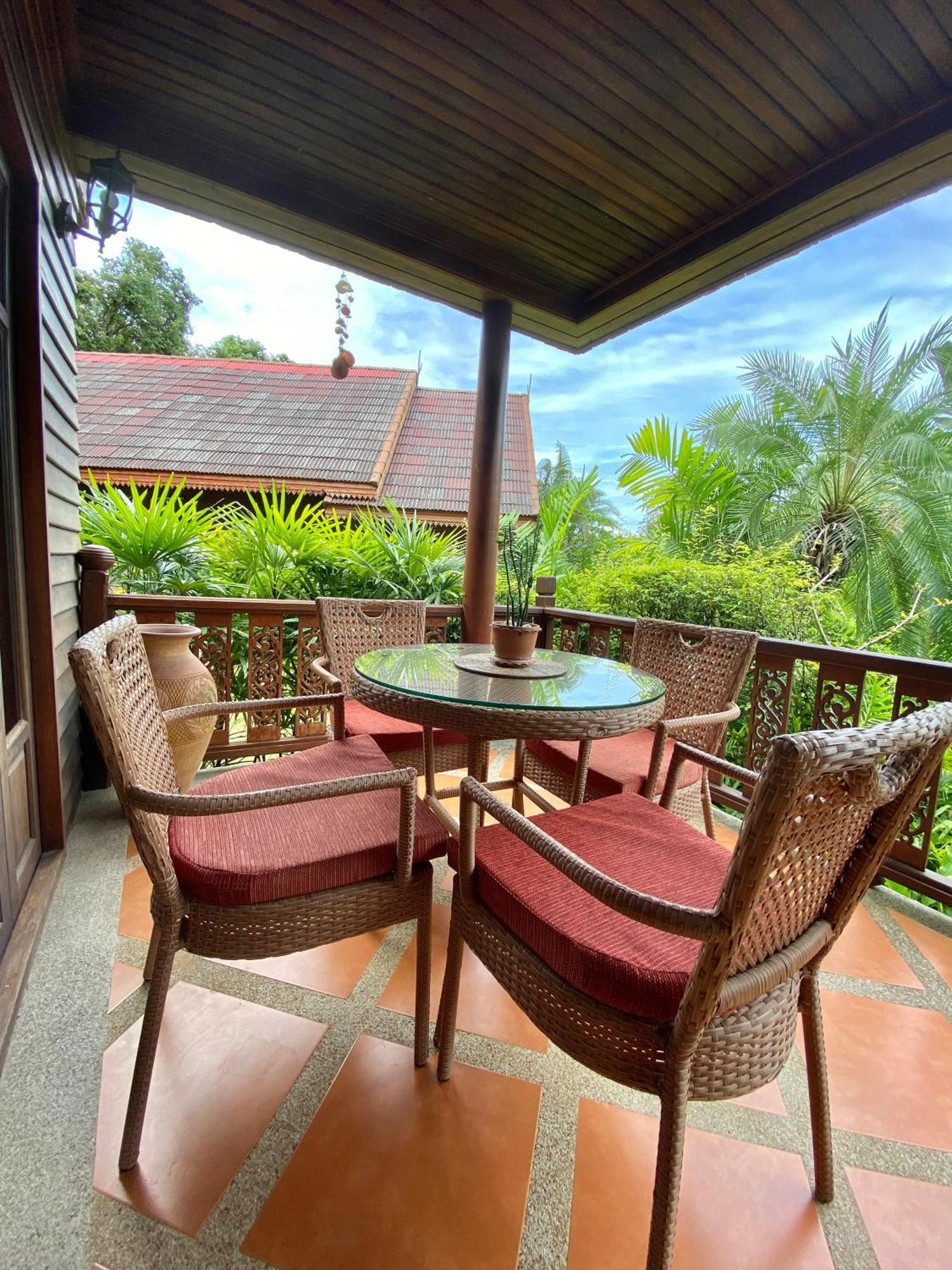 Baan Laem Noi Villa's Mae Nam