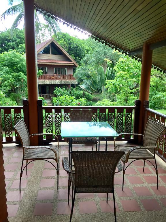 Baan Laem Noi Villa's Holiday home