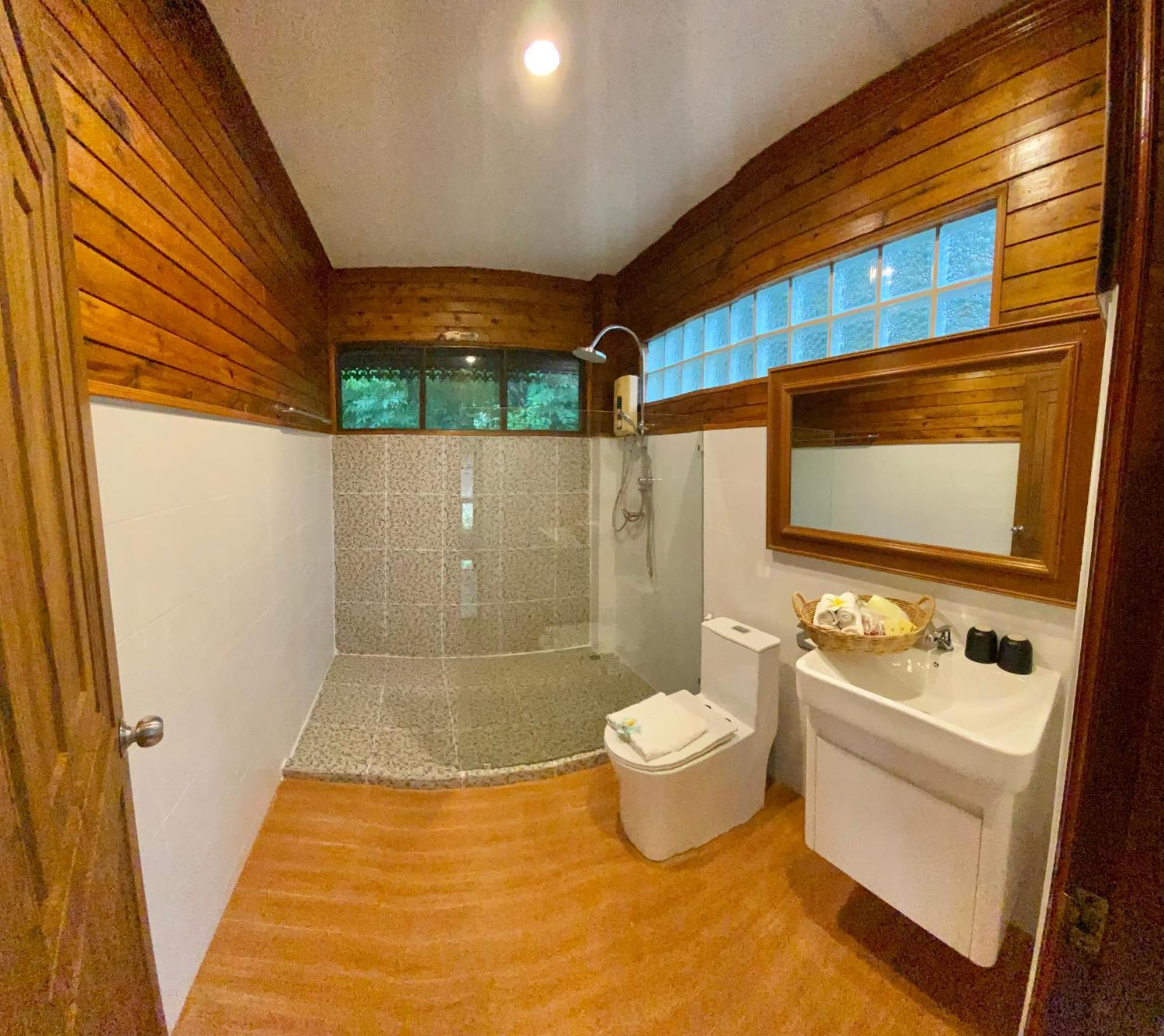 Holiday home Baan Laem Noi Villa's